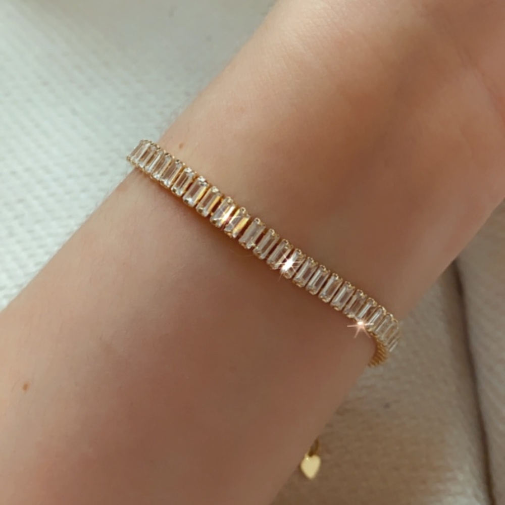 CZ Crystal Bracelet - Picture 1 of 3